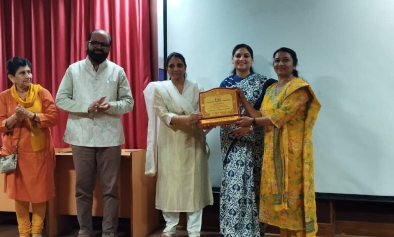 ECA honours Ajivali School for environmental conservation Tree plantation, waste management, solar energy and water saving initiatives appreciated